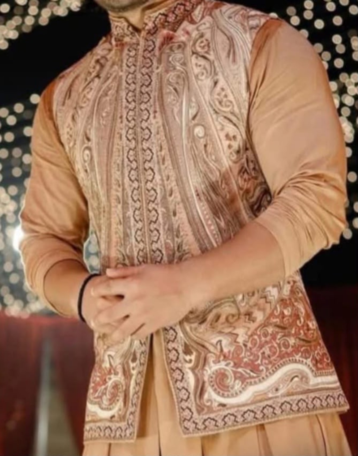 Embroidered men's ceremonial waistcoat